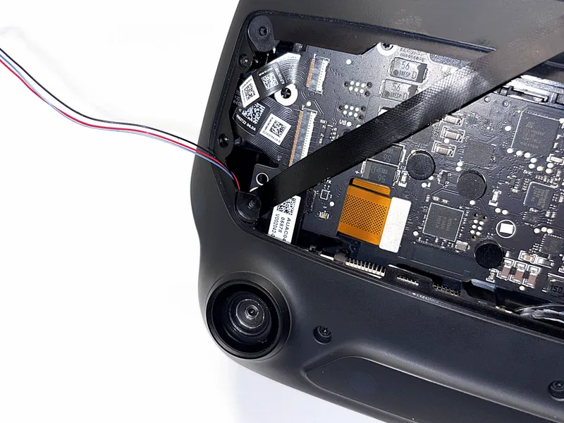 Gap between plastic housing and threaded insert highlighted