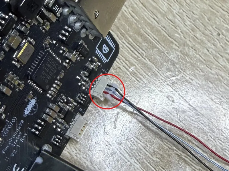 LED connector orientation reference